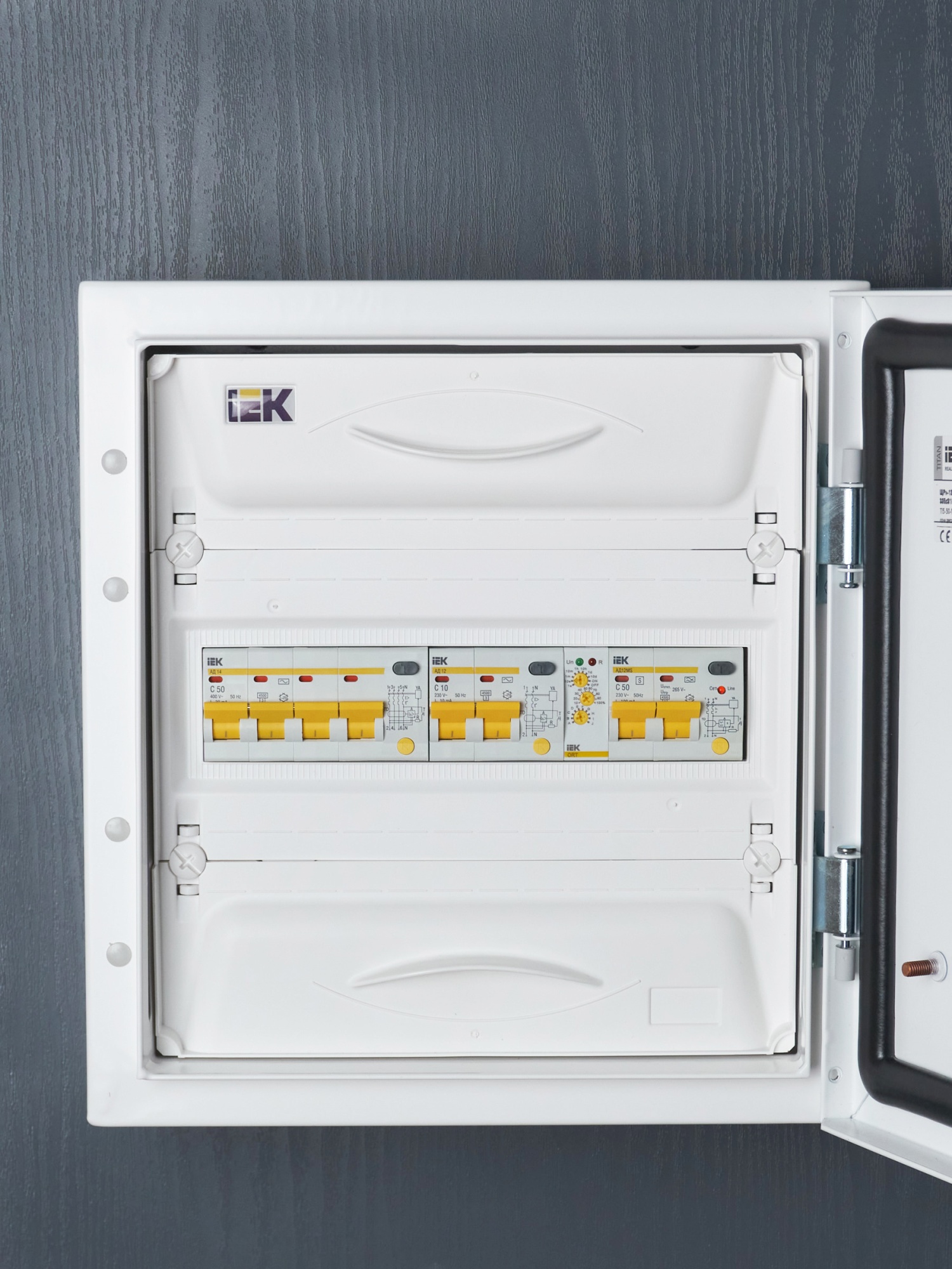 Реле времени ORT многофункциональное 2 контакта 12-240В AC/DC IEK